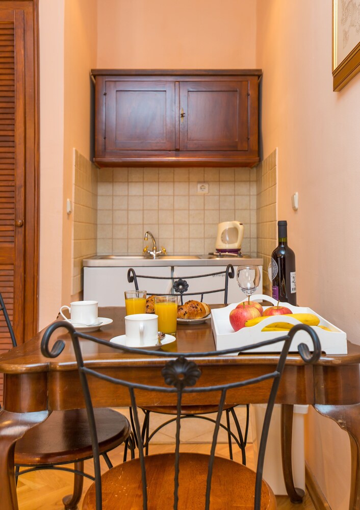 In-Room Kitchen