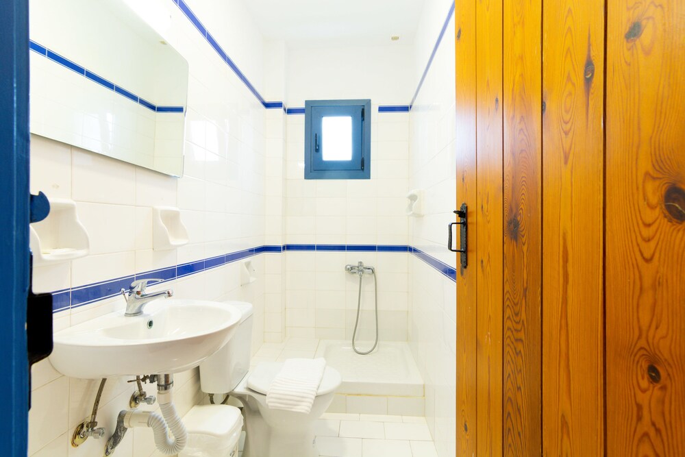 Douche de la salle de bain (Appartement, 2 chambres)