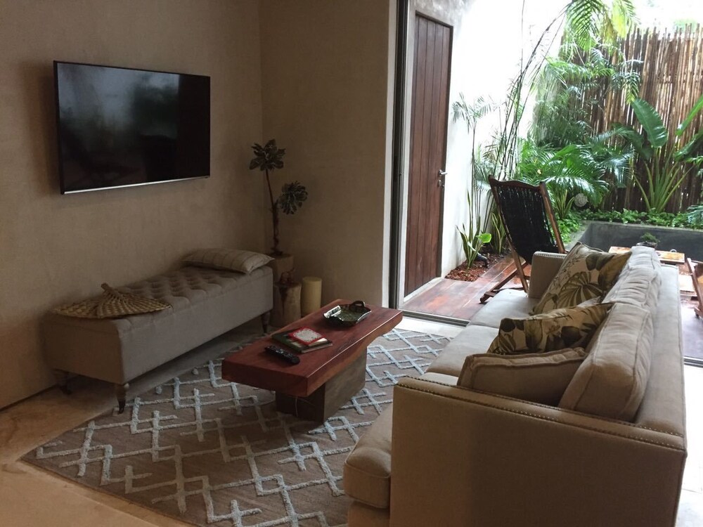 Signature Apartment, 2 Bedrooms, Kitchen - Living Area