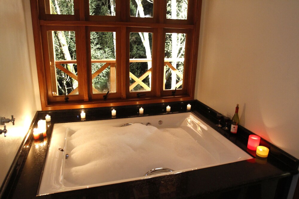 Jetted Tub