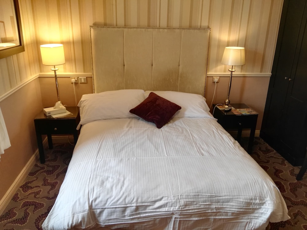 Guestroom View