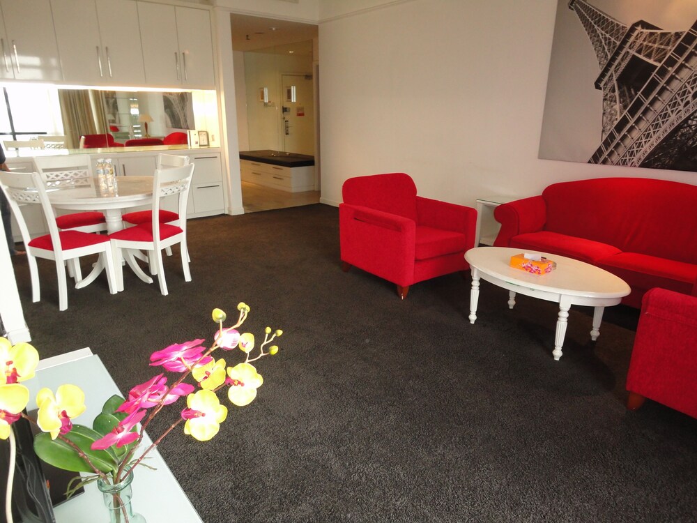 Deluxe Apartment, 2 Bedrooms - Living Area