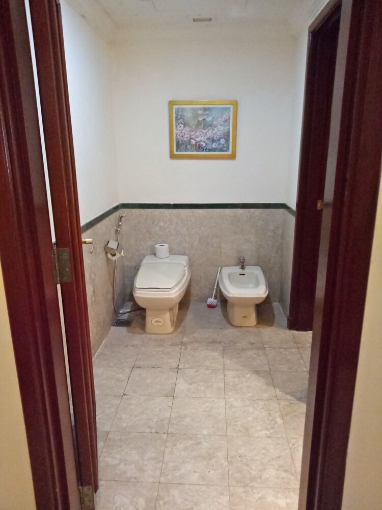 Premier Deluxe Suite - Bathroom