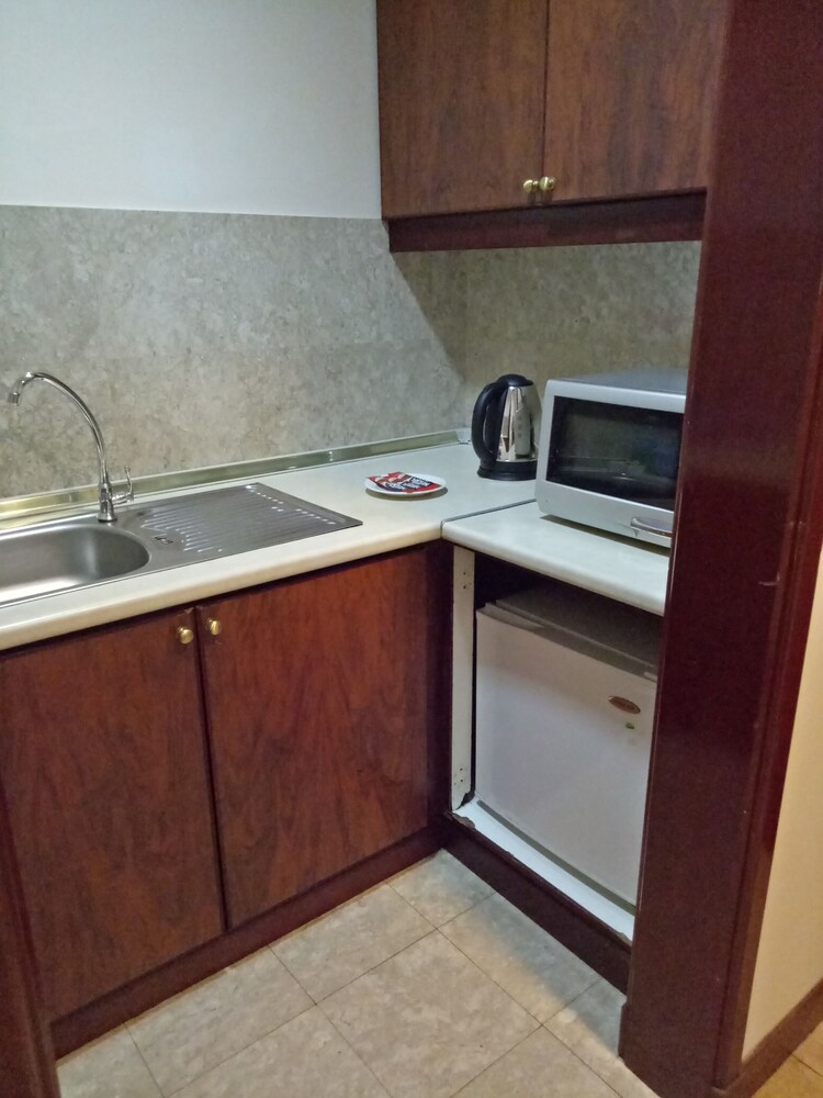 Premier Deluxe Suite - In-Room Kitchen