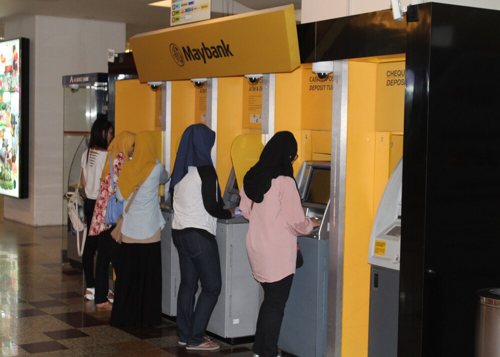 ATM/Banking On site