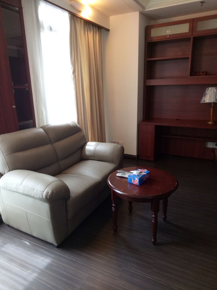 Premier Studio Apartment - Living Area