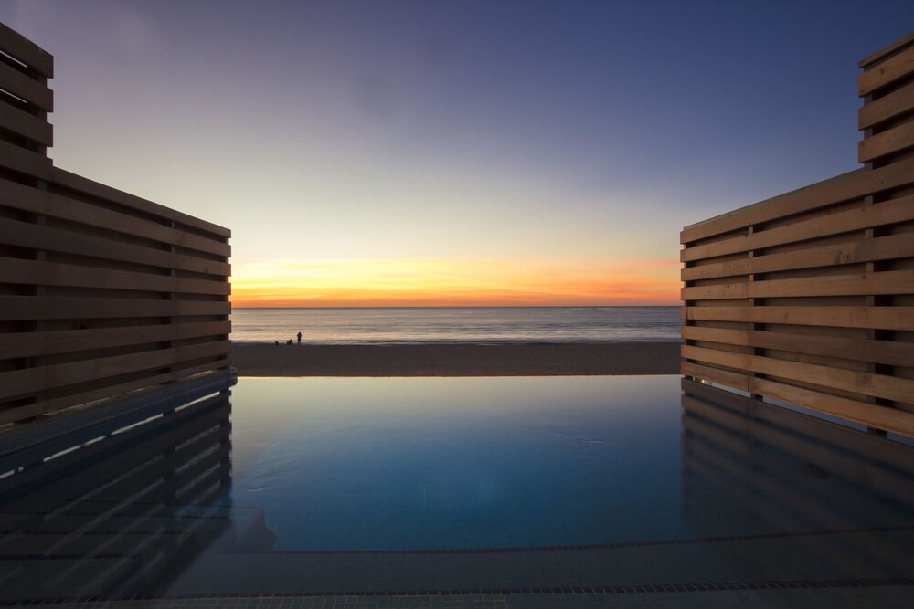 Piscina infinita