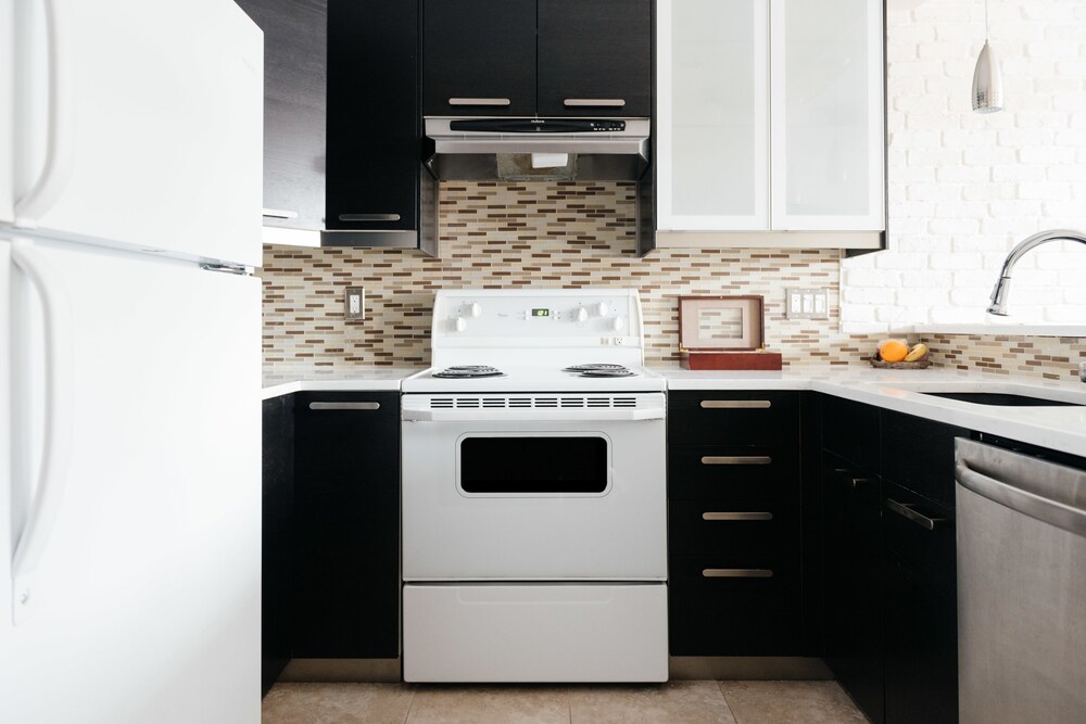 City Condo, 2 Bedrooms, Non Smoking, Kitchen (Floor #2)