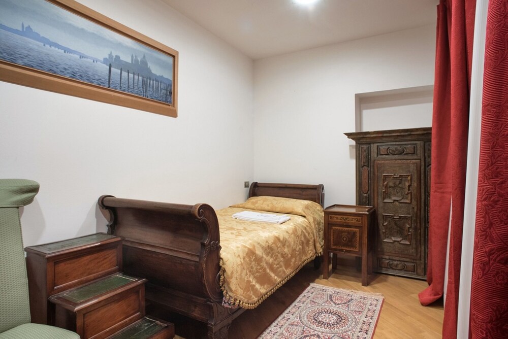Apartment, 3 Bedrooms (ADDRESS: SAN MARCO, CALLE VESTE 2000) - Guestroom