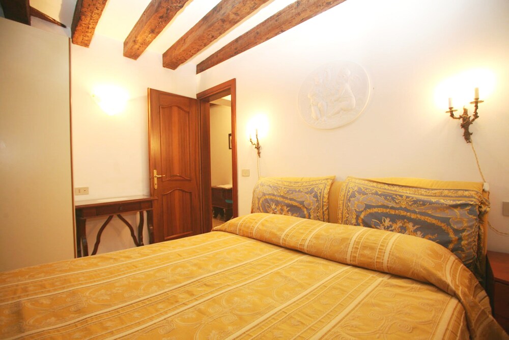 Apartment, 2 Bedrooms (ADDRESS:San Marco 3125) - Guestroom