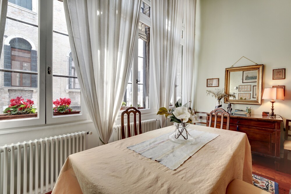 Apartment (ADDRESS: Calle del Dose 6109) - Guestroom