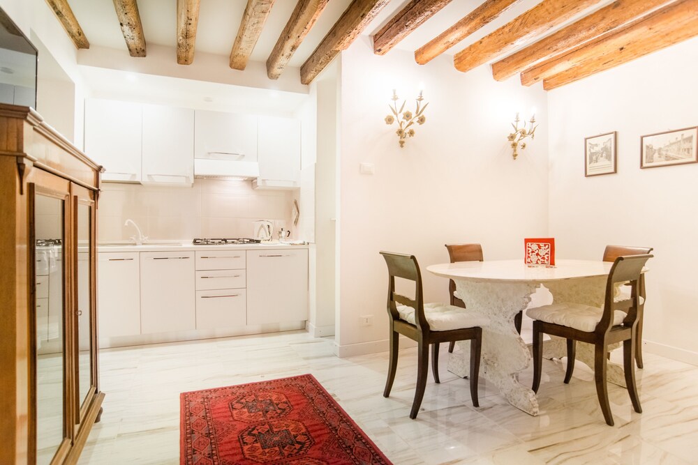 Apartment, 2 Bedrooms (ADDRESS: San Marco 2740) - Guestroom