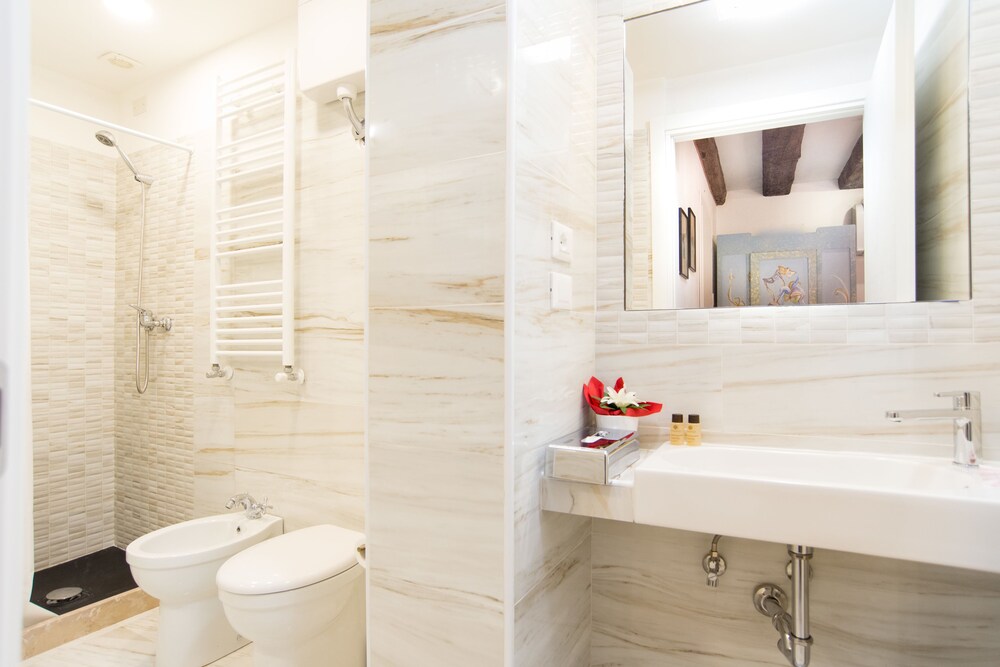 Apartment, 2 Bedrooms (ADDRESS: San Marco 2740) - Bathroom
