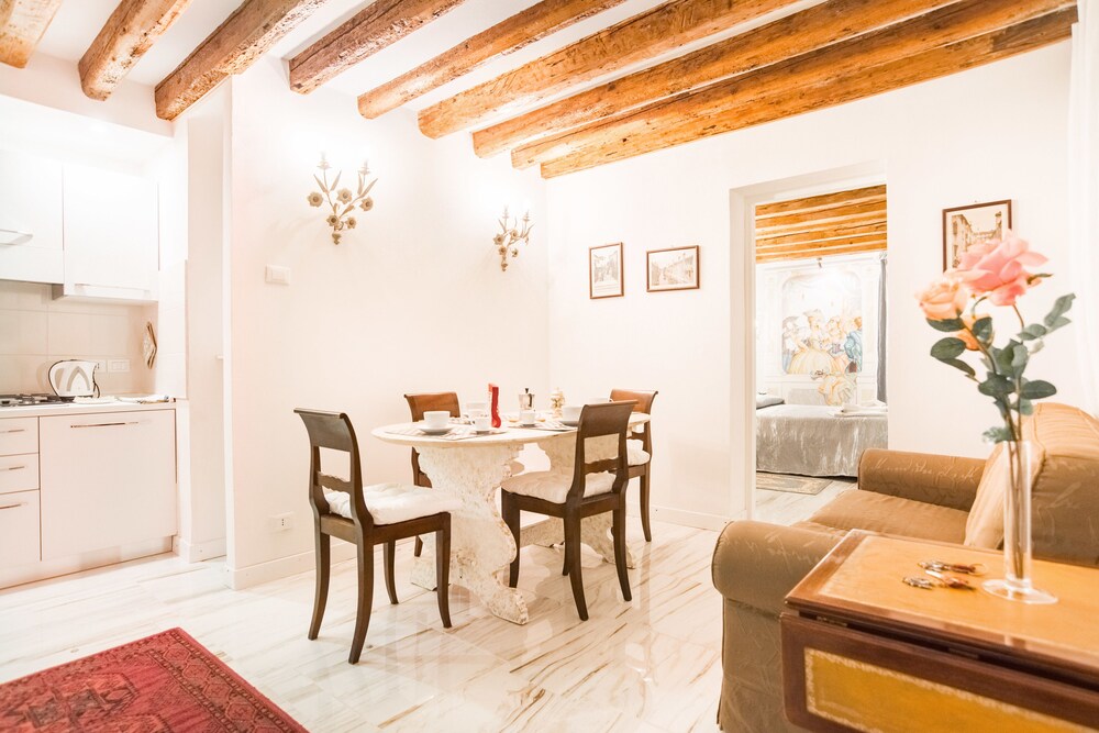 Apartment, 2 Bedrooms (ADDRESS: San Marco 2740) - Guestroom