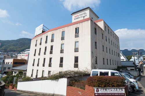 OYO Sasebo Palace Hotel