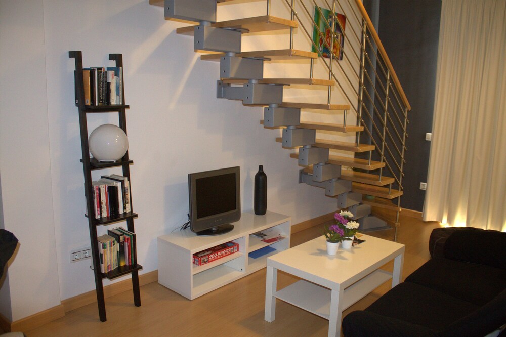 Superior Loft, 1 Bedroom - Living Room