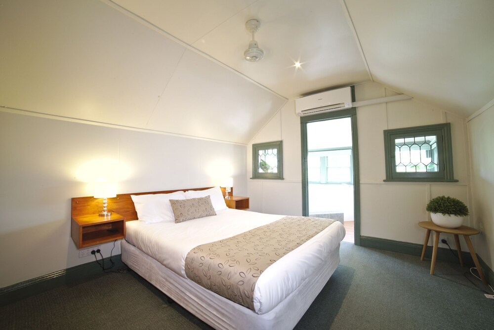 Two Bedroom Apartment - Guestroom