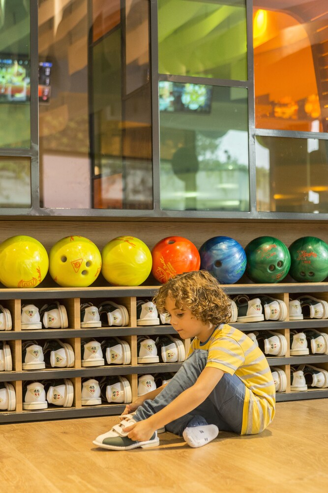 Bowling