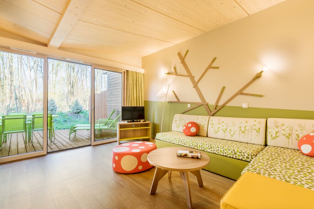 Clan Cottage 2 Bedrooms for 4 people - Living Room