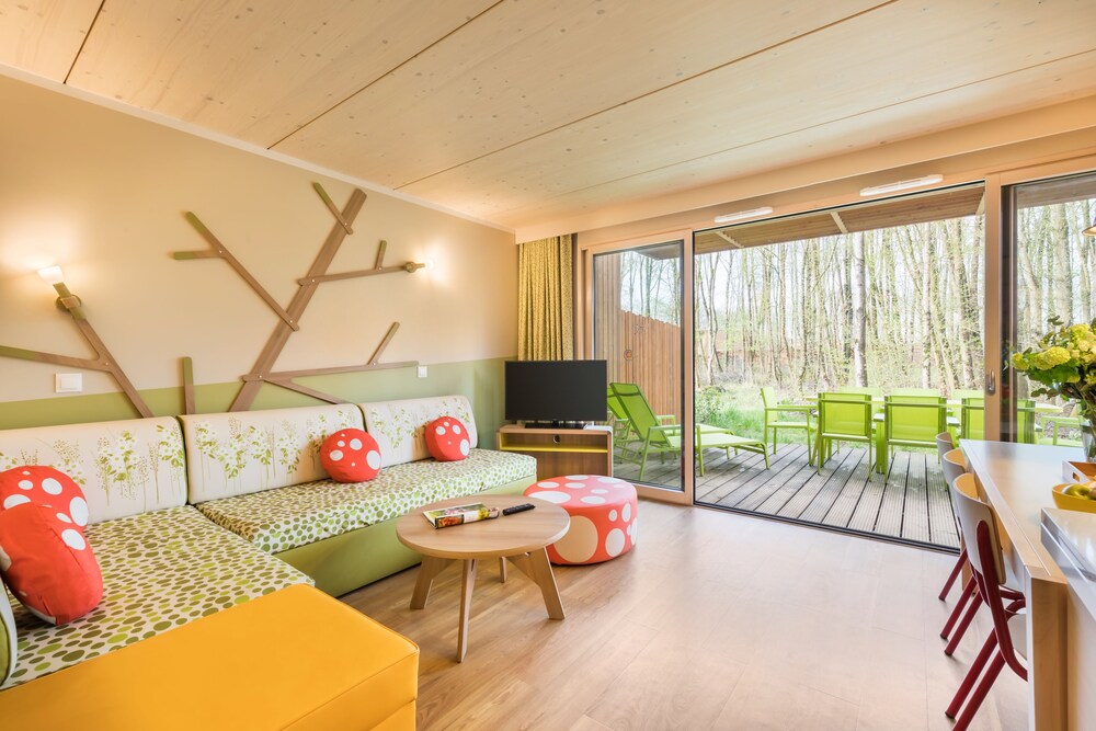 Clan Cottage, 3 Bedrooms for 6 people - Living Room