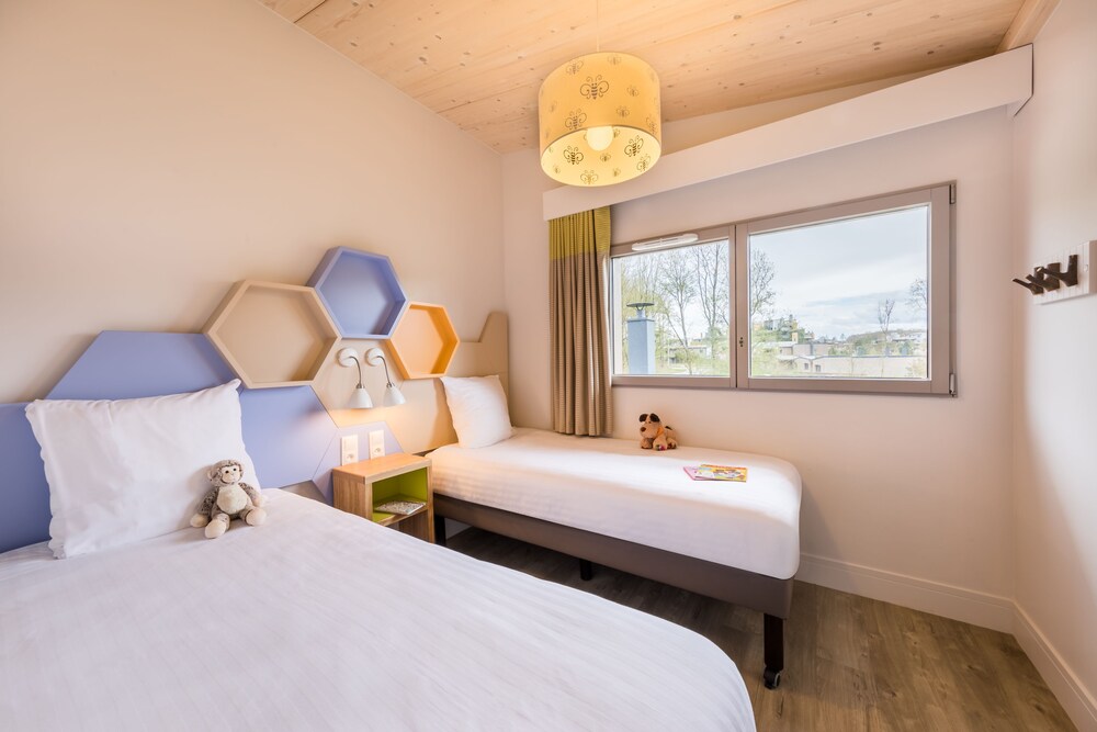 Children’s Theme Room
