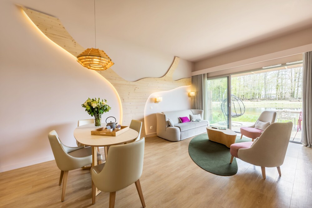 Cocon VIP Cottage, 2 Bedrooms for 4 people - Living Room
