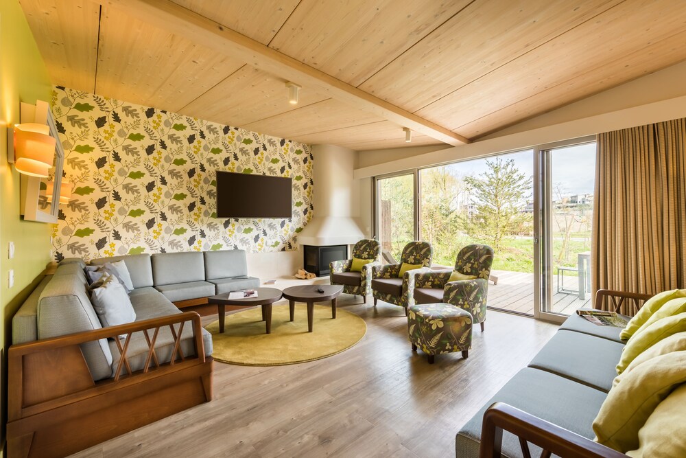 Country Premium Cottage 4 Bedrooms for 8 people - Living Room