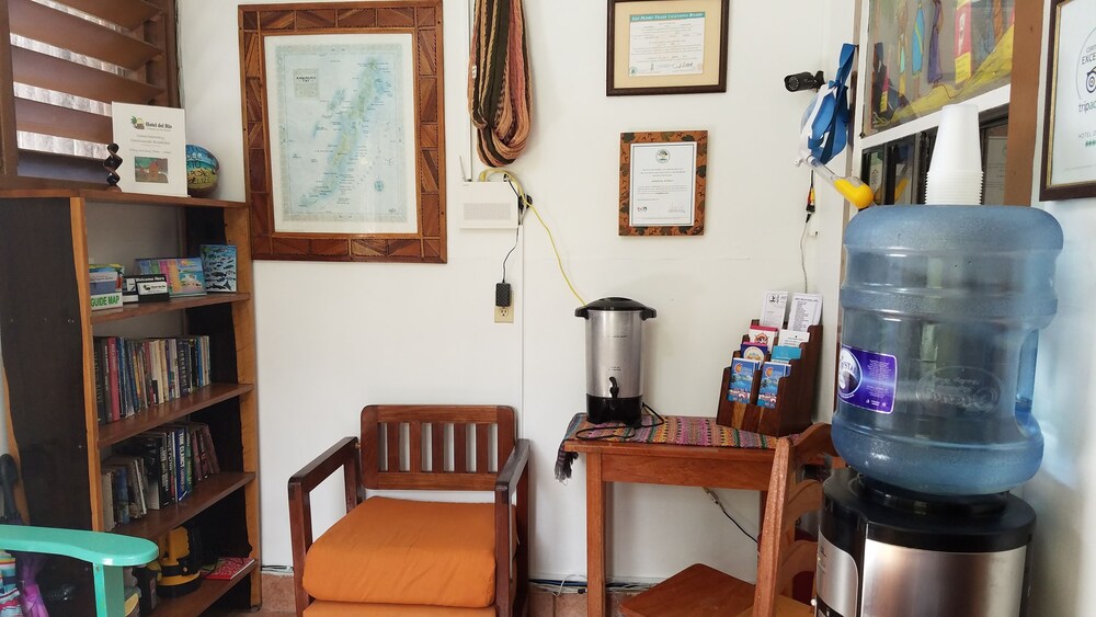 Concierge Desk
