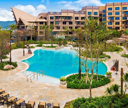 Disney Explorers Lodge