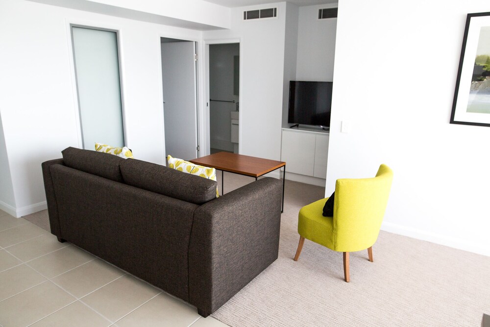603 - 2 Bedroom Apartment with Panoramic View - Living Area