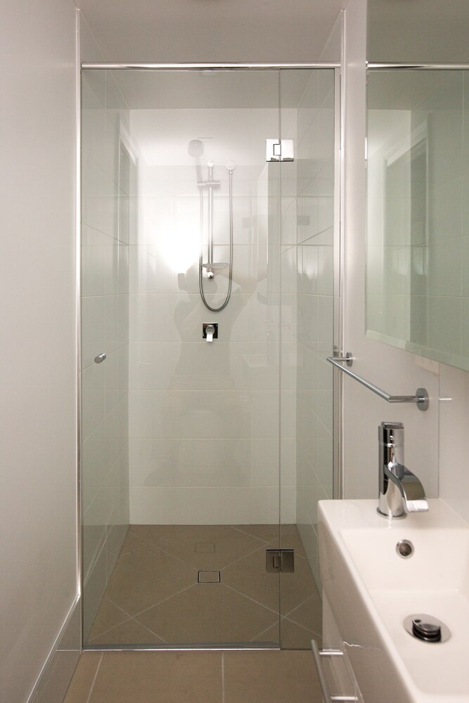 503 - 2 Bedroom Apartment - Bathroom