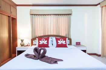 ZEN Rooms Rat-U-Thid 200 Phi Road