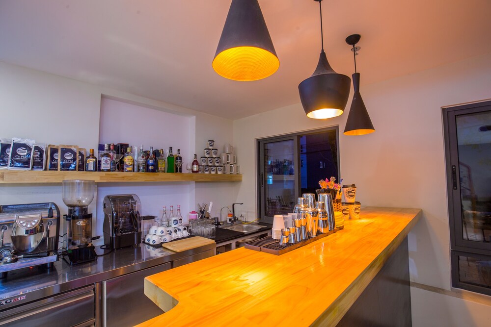 Bar khách sạn