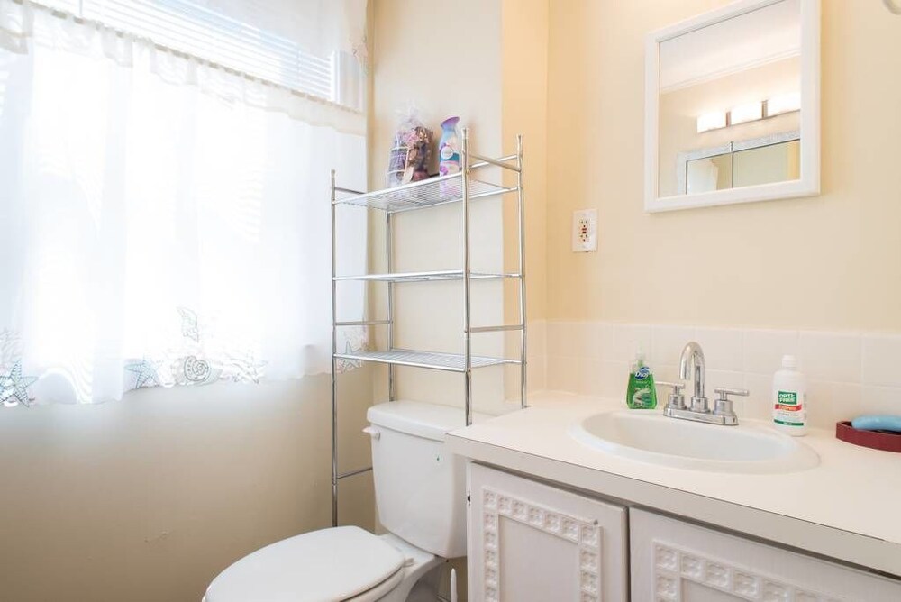 Second Floor 3-4 Bedrooms Apartment - Bathroom
