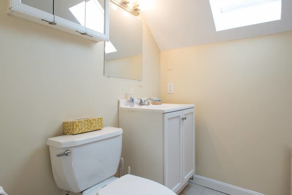 Classic Apartment, 3rd floor 3 Bedrooms - Bathroom