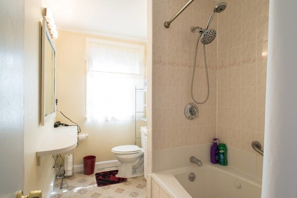Second Floor 3-4 Bedrooms Apartment - Bathroom Shower