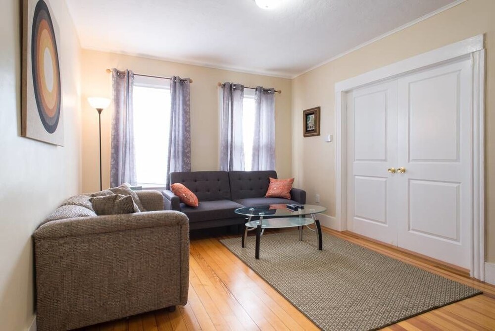 First Floor 3-4 Bedrooms Apartment - Living Room