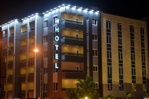 Tilal Almadina Hotel & Suites