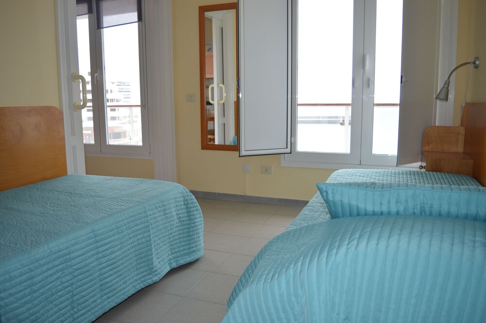 Chambre (Appartement, 2 chambres, balcon, vue mer (Apartamento 5))