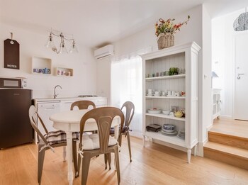 In-Room Kitchenette