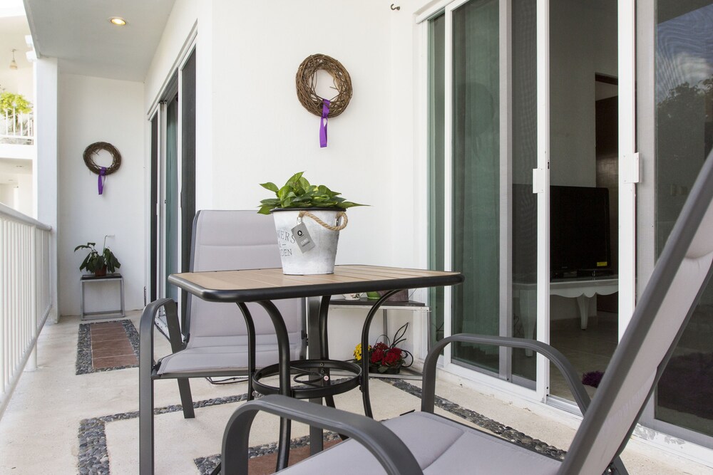 Basic Apartment, 2 Bedrooms, Pool View - Balcony