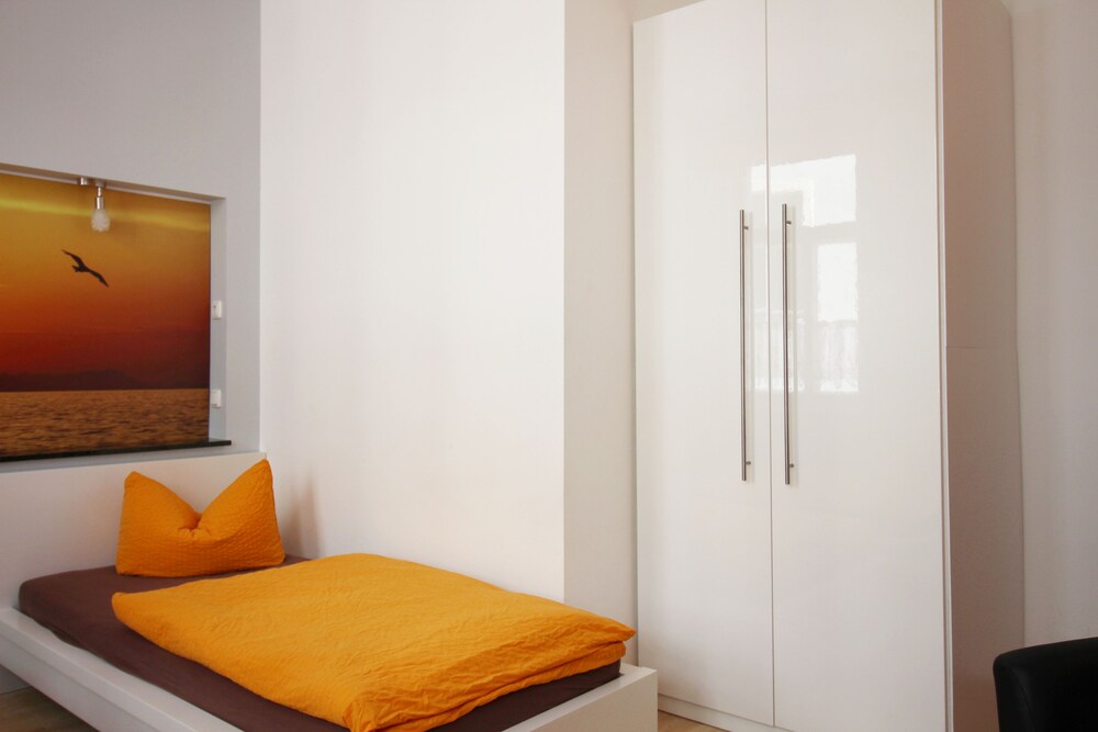 Zimmer (Apartment)