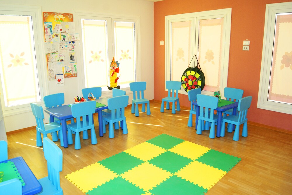 Childrens Play Area - Indoor