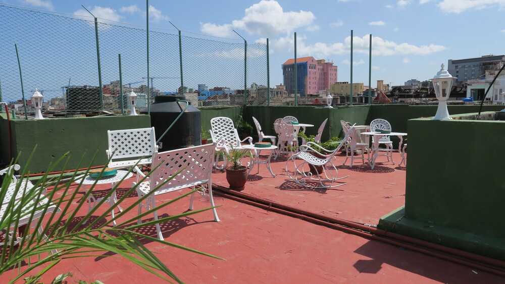 Sundeck