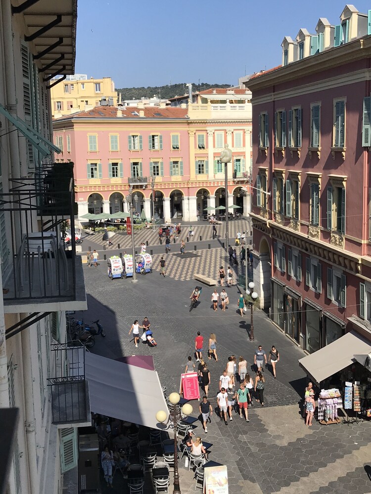 Guestroom View