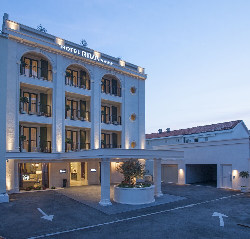 Hotel Front - Evening/Night