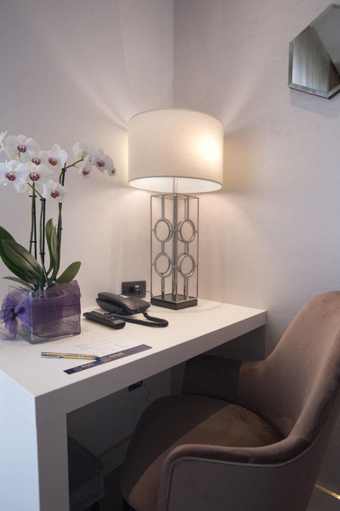 In-Room Business Center