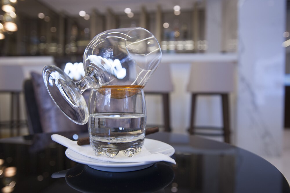 Hotel Lounge