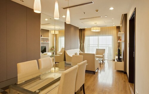 Hoa Binh Green