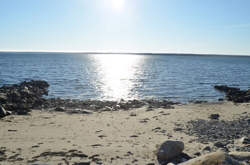 Whispering Waves Cottages